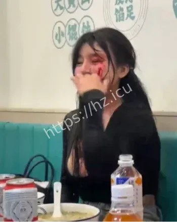 上海馄饨店女子打架事件